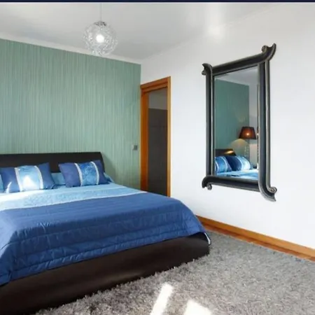 O Farol Do بيت للعطل
