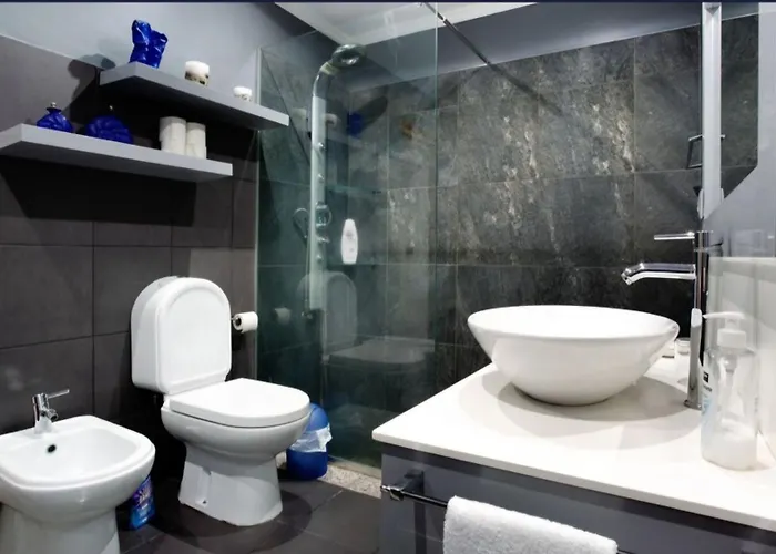 O Farol Do Funchal (Madeira)