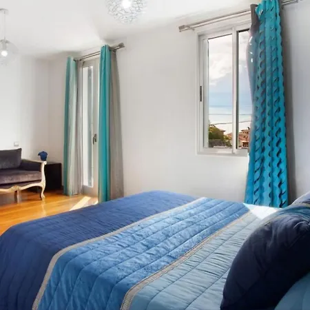 O Farol Do Funchal (Madeira)