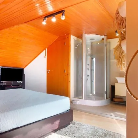 O Farol Do Semesterbostad Funchal (Madeira)